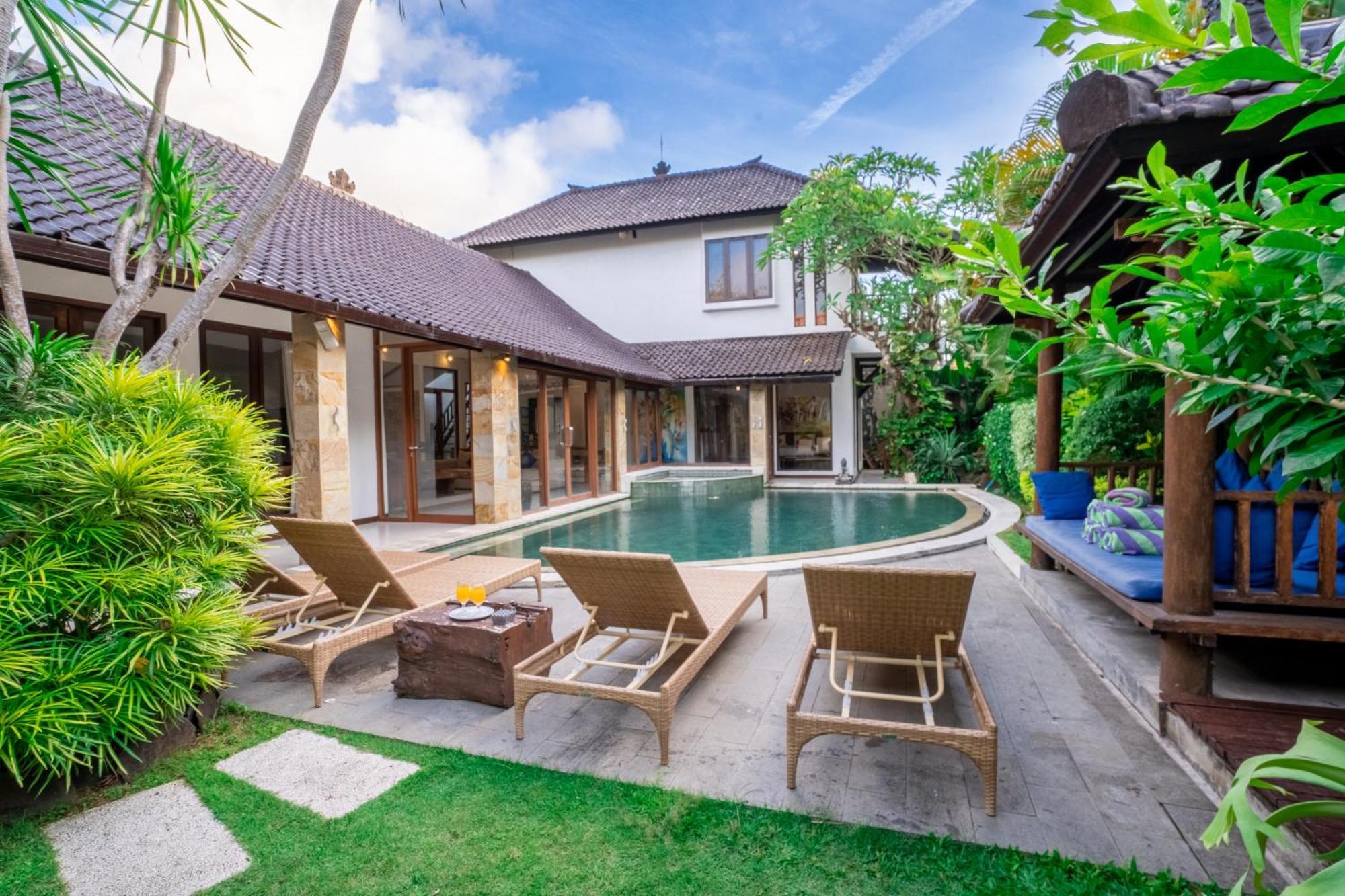 Villa Aveli Seminyak Exteriör bild