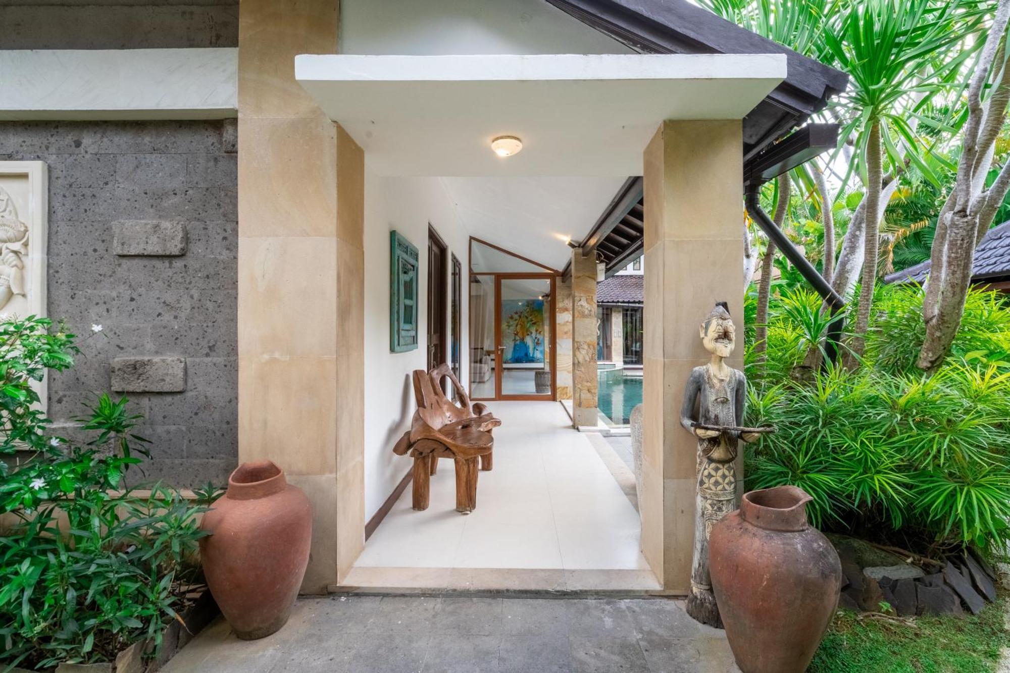 Villa Aveli Seminyak Exteriör bild
